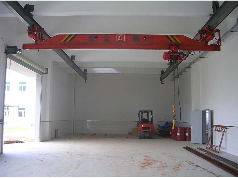 懸掛起重機(jī)2